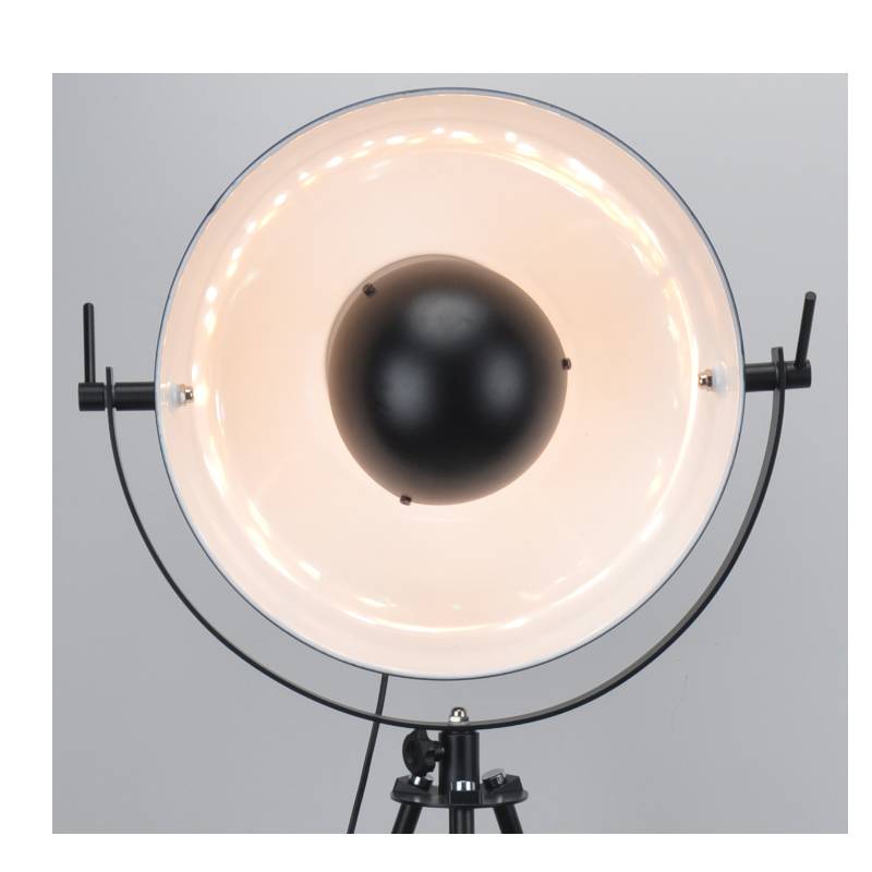 위아래 조정 기능이있는 LED 삼각대 플로어 램프, 흰색 내부의 무광 검은 색 음영